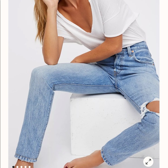 Free people ripped jeans - Picture 2 of 6